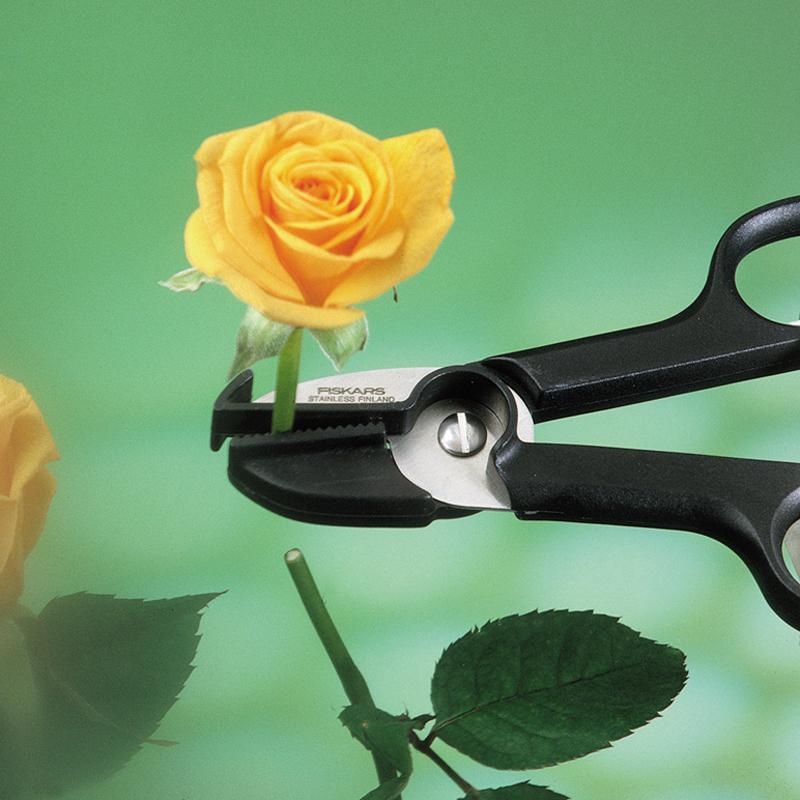 Увеличенная фотография Ножницы Fiskars с захватом